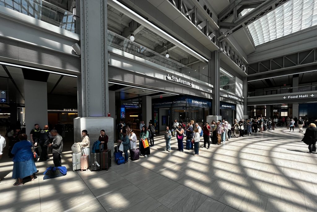 Overnight fire at Manhattan’s Penn Station knocks out NJ Transit, Amtrak service, causing commuting nightmare