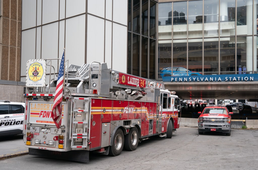 LIRR, NJT trains delayed, diverted as fire in East River Tunnel sends smoke into Penn Station