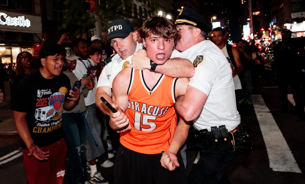Jubilant Knicks fans destroy yellow cab and CitiBikes in Midtown mayhem after Finals win