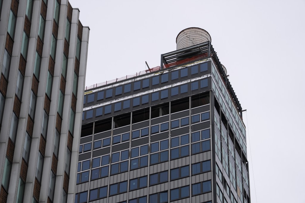 Unstable NYC building threatening to collapse had past safety violations, pending lawsuits