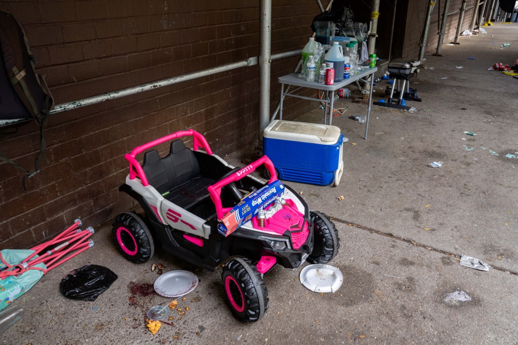 Shooter in ski mask wounds 4 kids, 4 adults at Coney Island Fourth of July barbecue