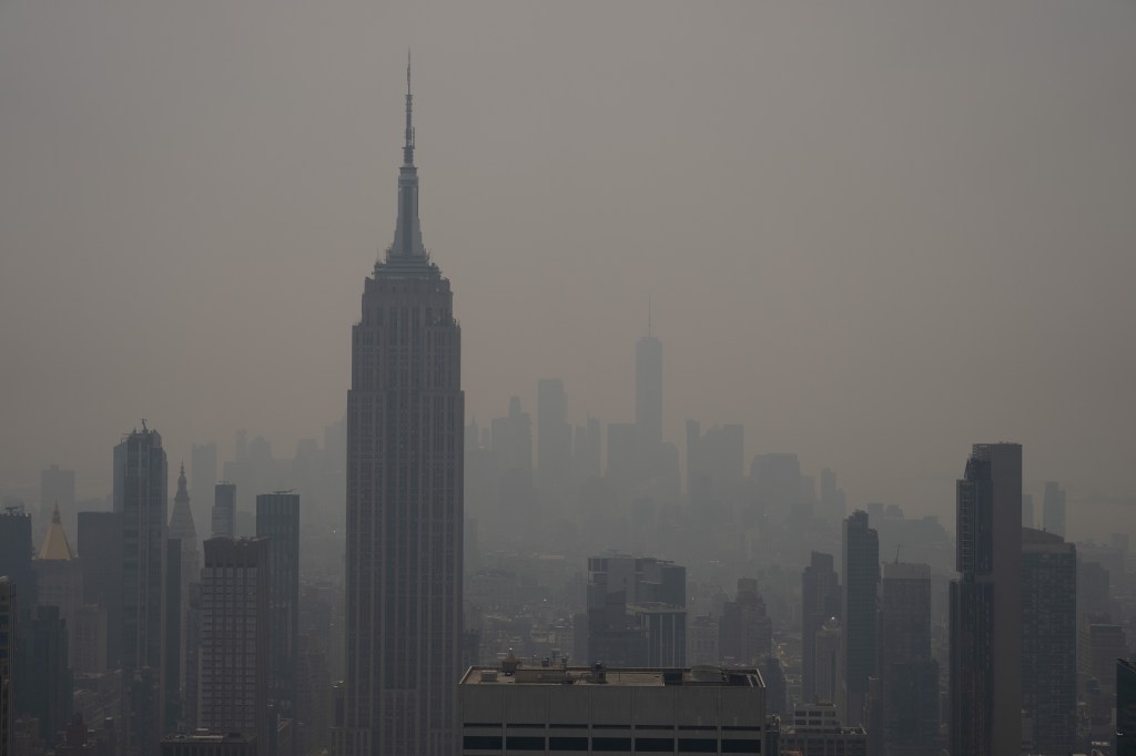 Canadian wildfire smoke prompts air quality alert amid heatwave