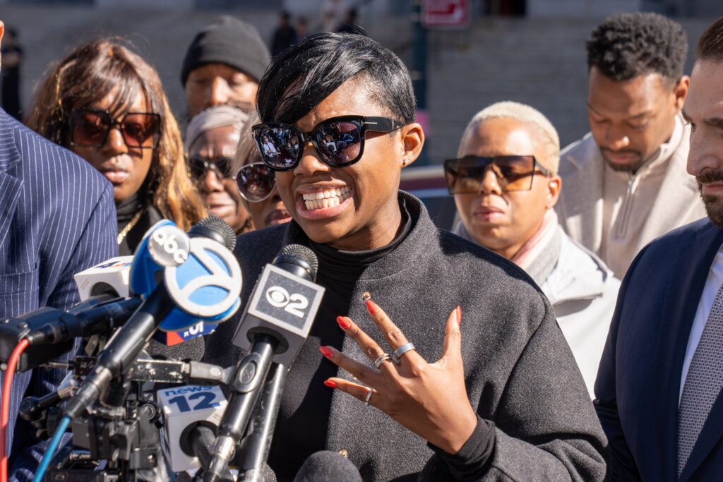 Victim’s family blasts DA for lowering charges against retired NYPD cop in George Washington Bridge road rage killing